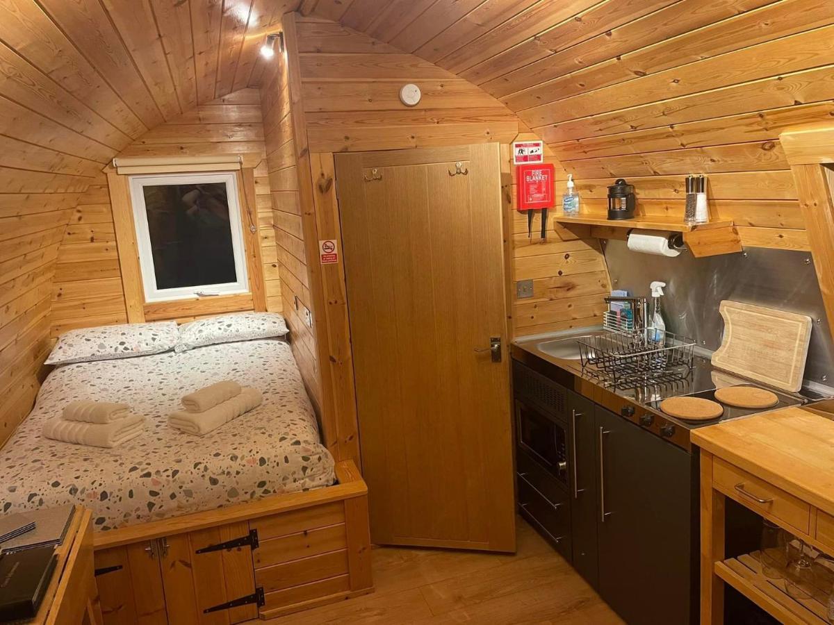 Conifer Cabins Fort William Kültér fotó
