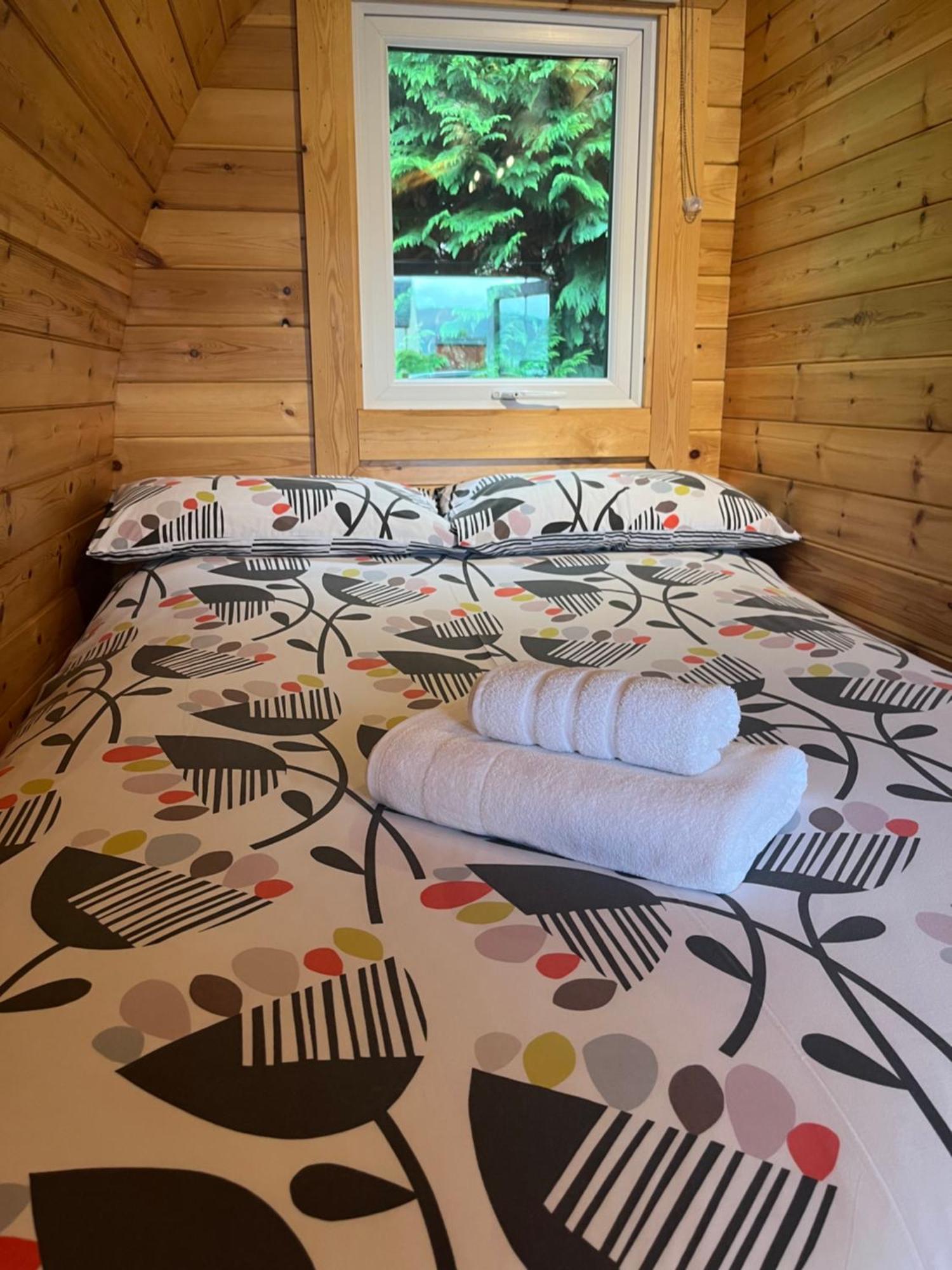 Conifer Cabins Fort William Kültér fotó